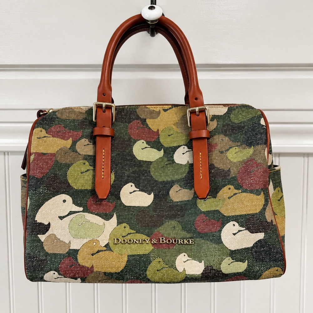 Dooney & Bourke Duck Dynasty Robertson Olivia Satchel Green DY893 Rare - NWT